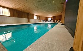 Twitchill Farm Cottages, Indoor Heated Pool, Peak District